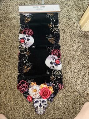 Skull & Floral HalloweenTable Runner